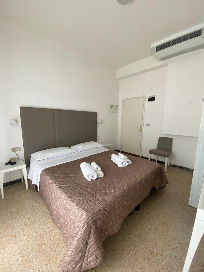 Hotel Silver Rimini Luaran gambar