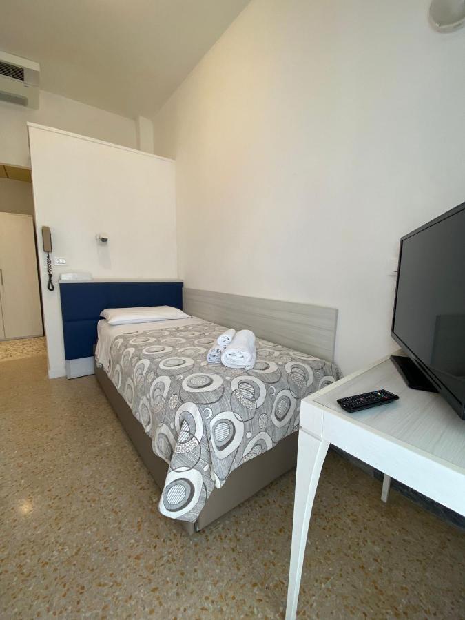 Hotel Silver Rimini Luaran gambar