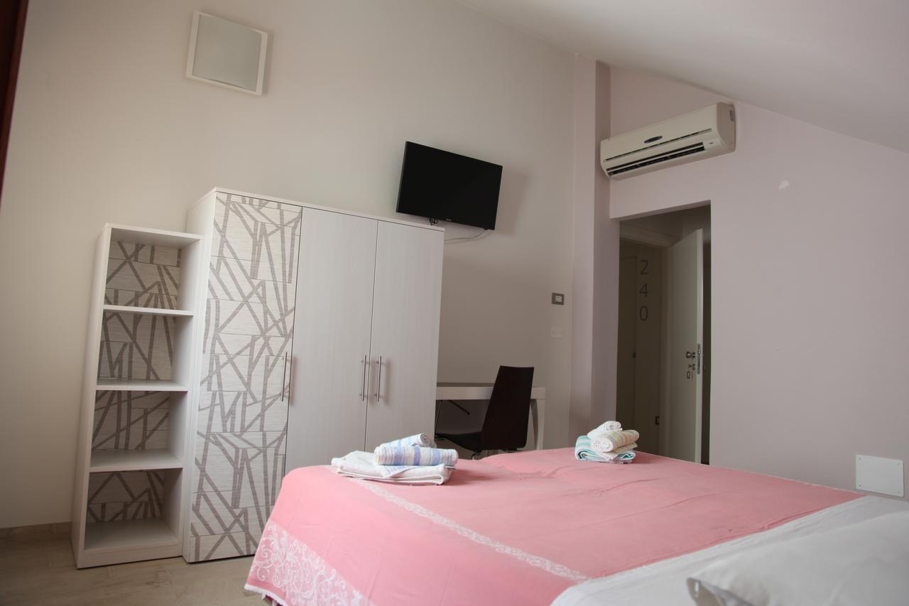 Hotel Silver Rimini Luaran gambar